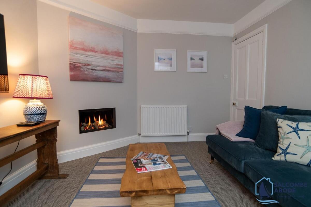 Stylish Sanctuary - Estuary Views - Outside Space Salcombe Exterior photo